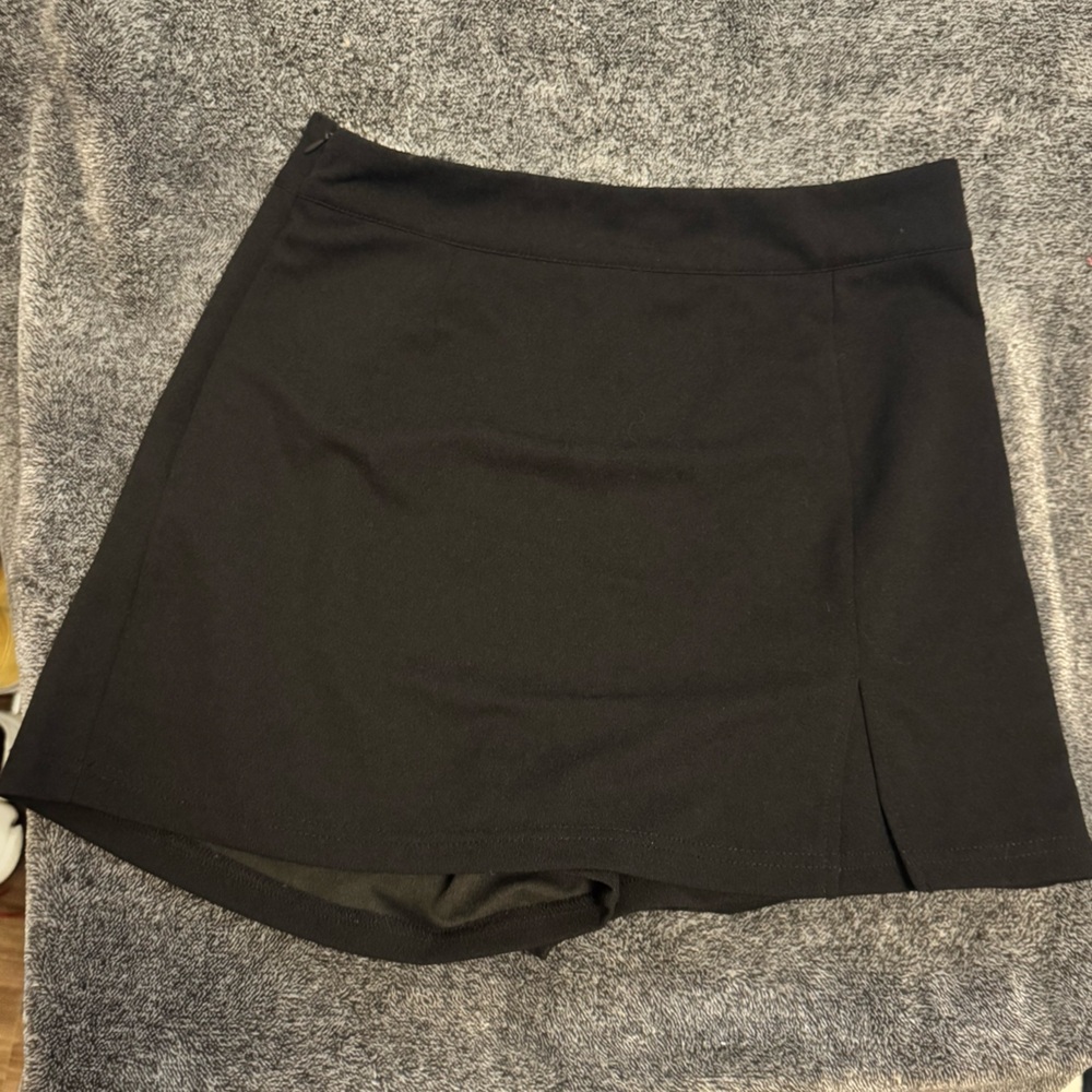 Black Women's Skorts